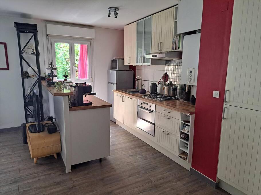 Appartement Cosy Avec Jardin Et Parking Gennevilliers Ngoại thất bức ảnh